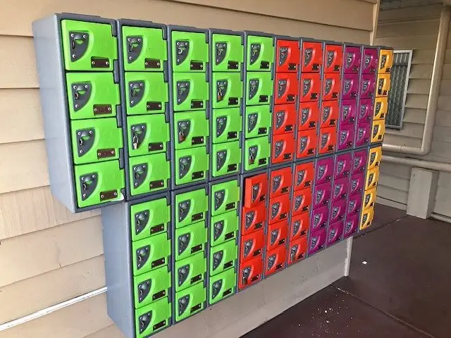 cell phone locker lock 1
